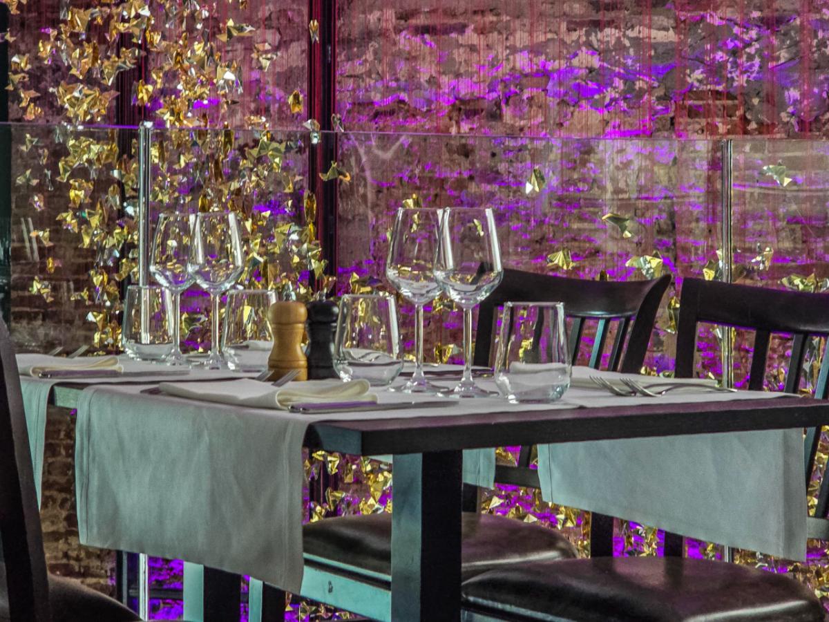 brasserie auguste table origami